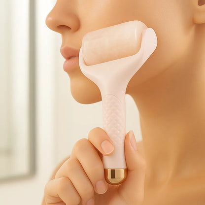 Rodillo Facial de Hielo – Refresca, calma y revitaliza tu piel